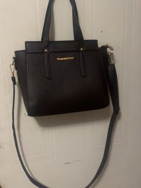 NEW condition Women's crossbody/tote Montana west